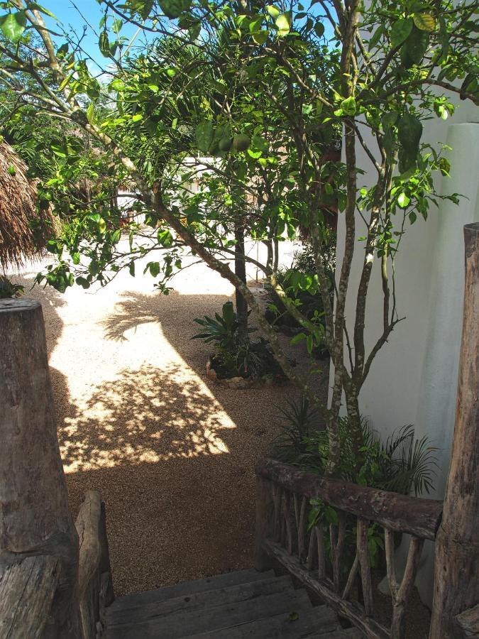 Hotel Aldea Balam à Tulum Extérieur photo