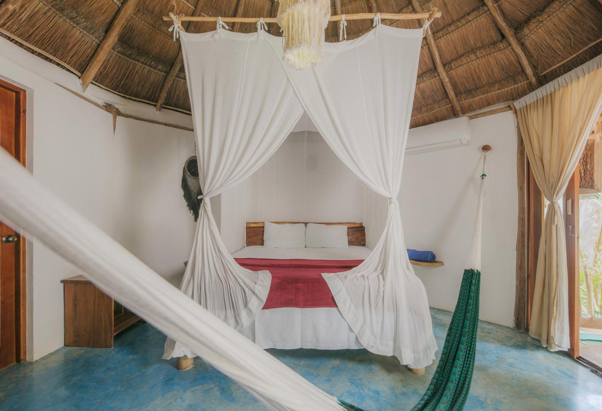 Hotel Aldea Balam à Tulum Extérieur photo
